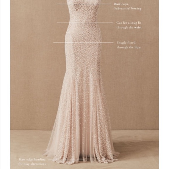 Wedding dress - Picture 2 of 9